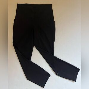 Lululemon black crop leggings tights size 6
